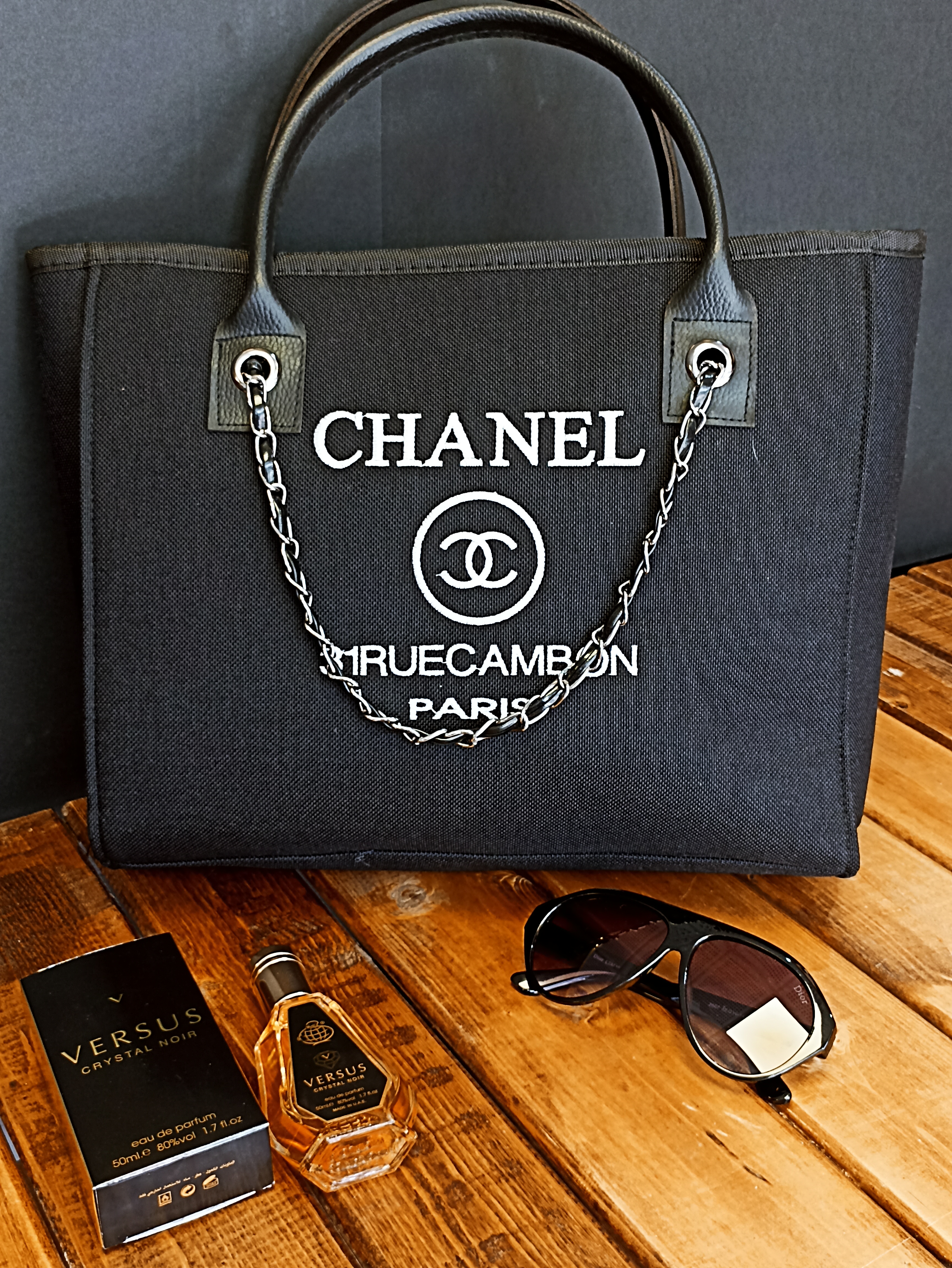 کیف زنانه دوشی برند CHANEL مدل چنل کاربری مجلسی رویه جنس کتان وارداتی درجه 1